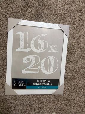 16x20 in white picture frame